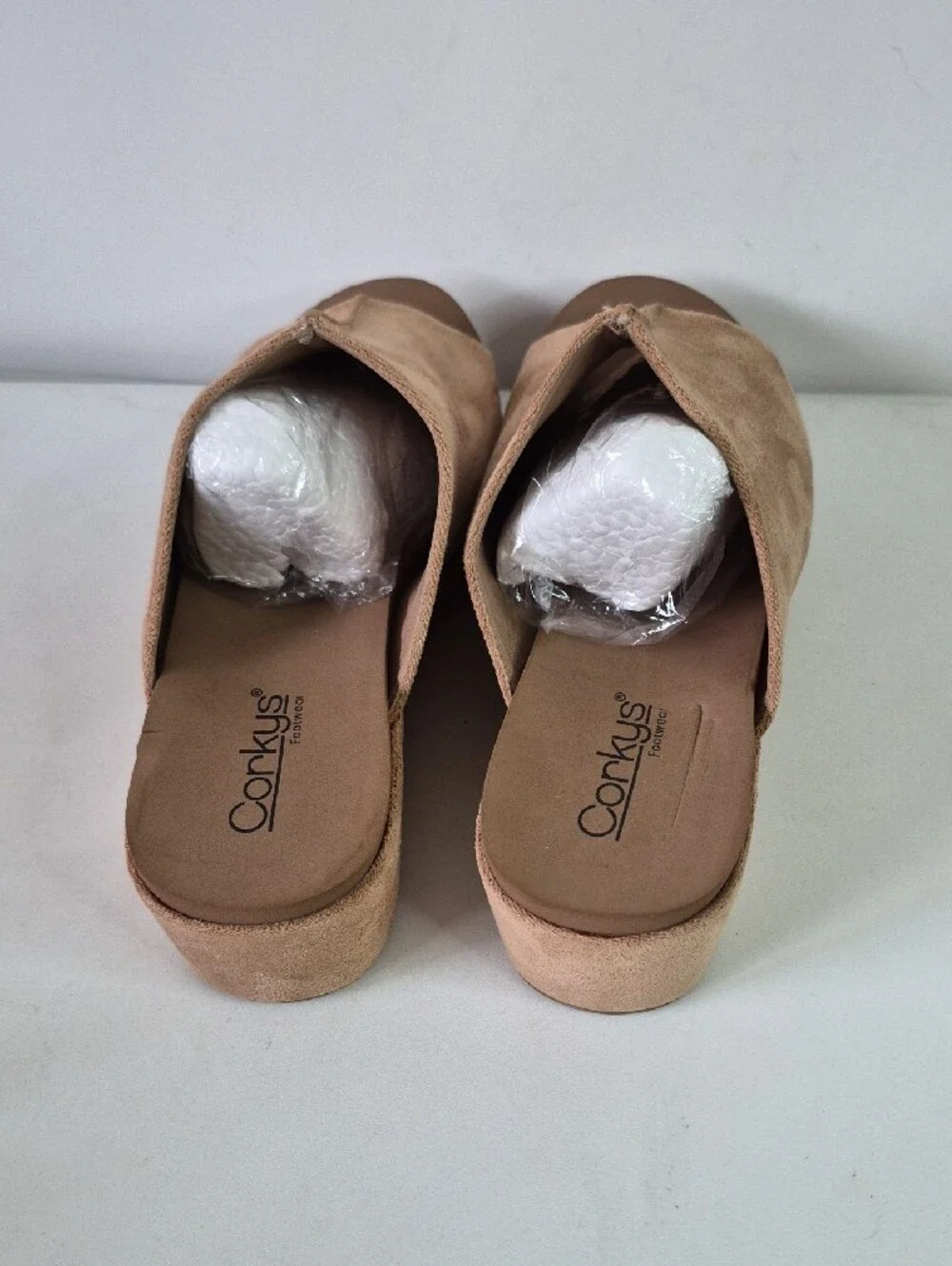 Corkys slip suede